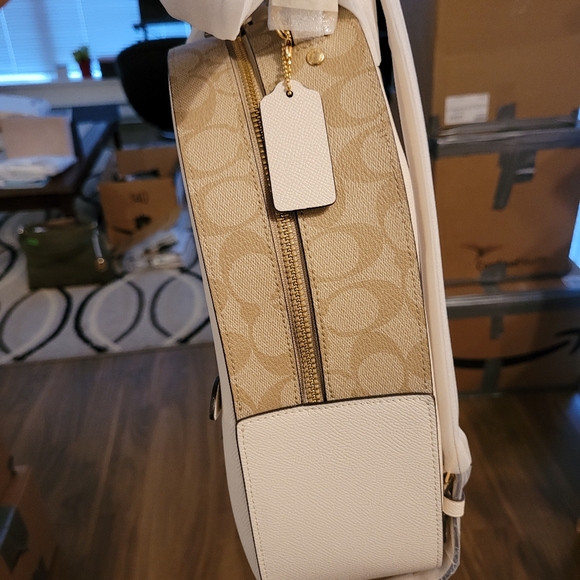 BWNT Coach Backpack - Picture 4 of 8